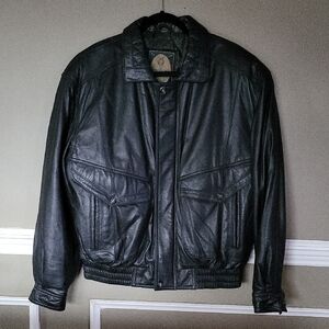 Vintage Members Only Men's Black Leather Bomber Jacket Size Medium